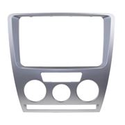 Obrázek ISO redukce pro Škoda Octavia bez Clima k 10.334, stříbrná