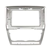 Obrázek Redukce pro 10" autorádio Škoda Octavia 2008-2013, stříbrná